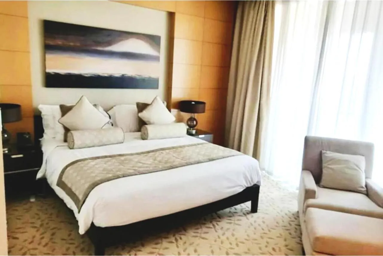 Fashion Avenue - Formerly Address Dubai Mall Residence