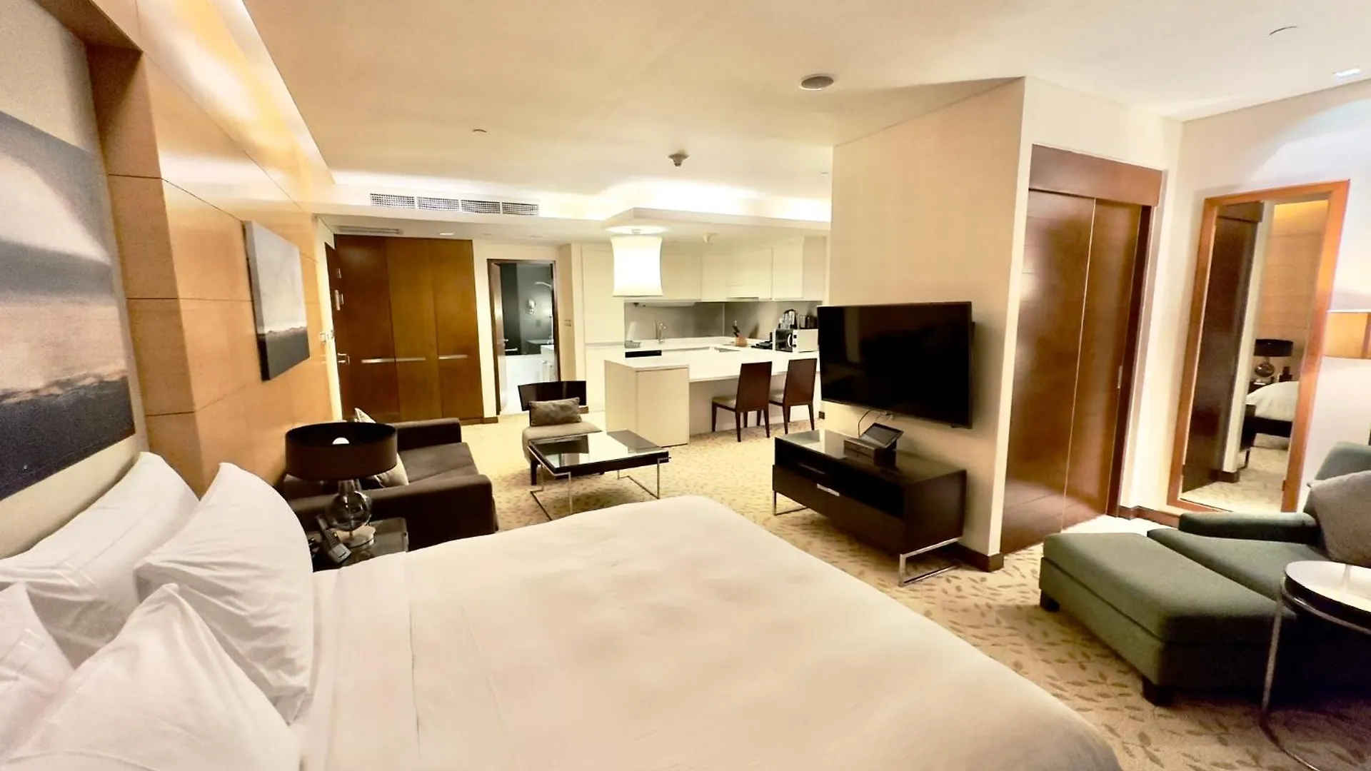 Fashion Avenue - Formerly Address Dubai Mall Residence